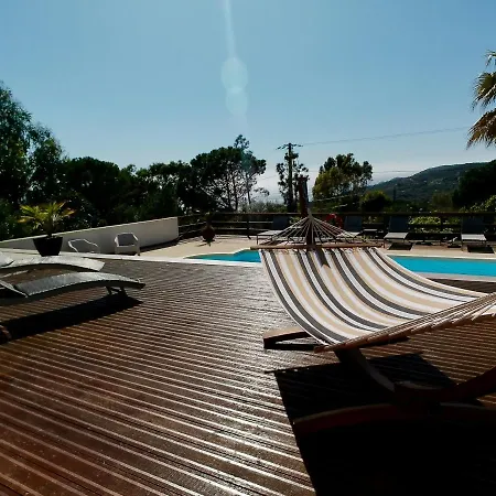 Bas De Vue & Piscine Appartement Coti-Chiavari (Corsica)
