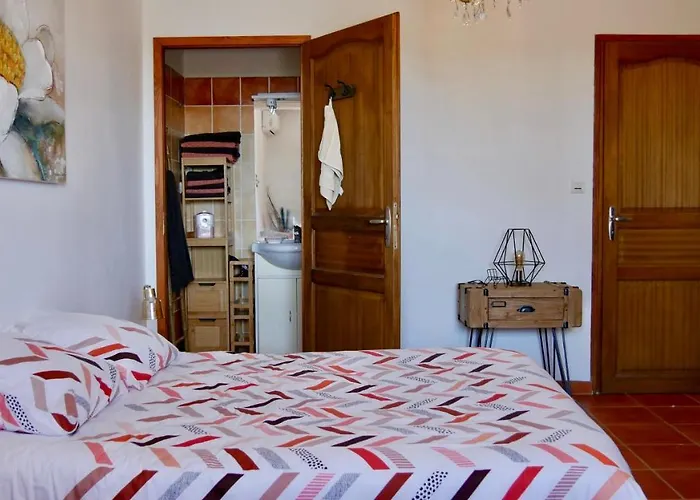 Bas De Vue Mer&piscine Appartement *